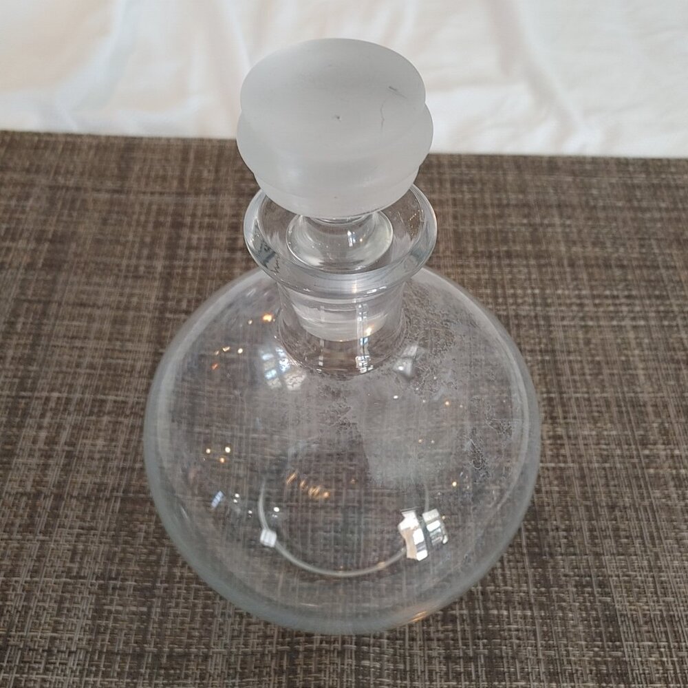Glass Liquor Decanter with Frosted Sphere Ball Stopper